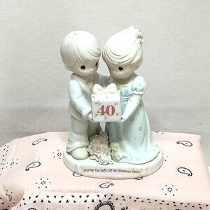 Precious Moments 1995 "Sharing The Gift Of 40 Precious Year" To Have And To Hold